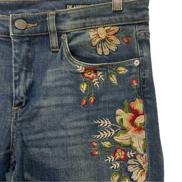 Blank NYC Floral Embroidered Blue Jeans Size 29 - Picture 5 of 13